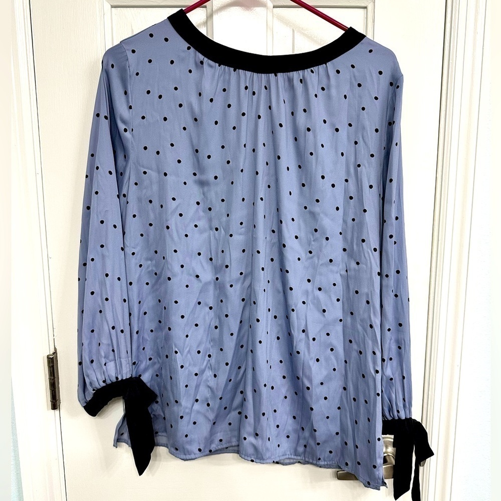 LOFT violet blouse with black trim accent & polka dots. Size Medium